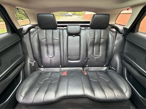 Used 2015 Land Rover Range Rover Evoque Pure Plus AWD/4WD image 30