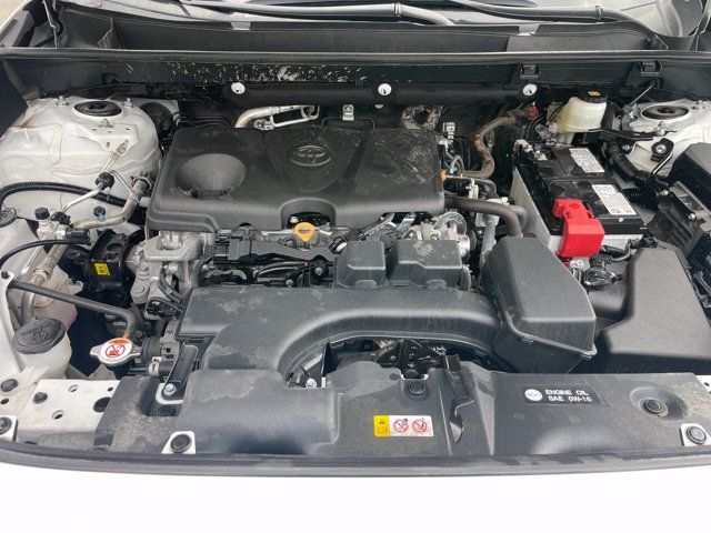 Used 2025 Toyota RAV4 XLE AWD/4WD image 22