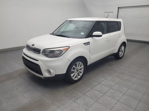 Used 2019 Kia Soul + FWD image 2