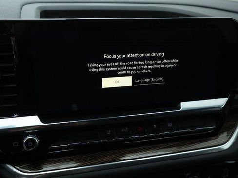 New 2026 GMC Sierra 2500 SLE w/ SLE Value Package; image 40