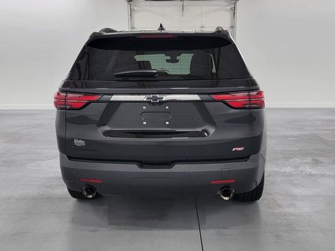 Used 2022 Chevrolet Traverse RS image 7
