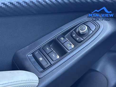 Used 2024 Subaru Ascent Premium w/ Convenience Package image 18