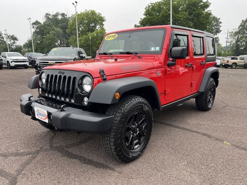 Used 2018 Jeep Wrangler Unlimited Sport AWD/4WD image 3