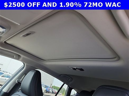 New 2025 Subaru Crosstrek 2.5i Limited w/ Crosstrek Mirror Package image 27