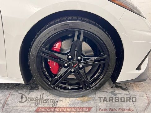 New 2026 Chevrolet Corvette Stingray Coupe w/ Z51 Performance Package RWD image 31