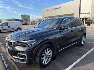 Used 2022 BMW X5 xDrive40i w/ Premium Package video 1