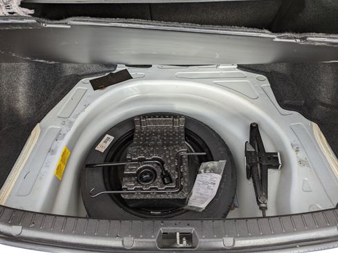 Used 2012 Toyota Corolla S image 33