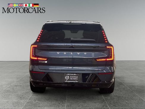 Certified 2025 Volvo EX90 Ultra AWD/4WD image 4