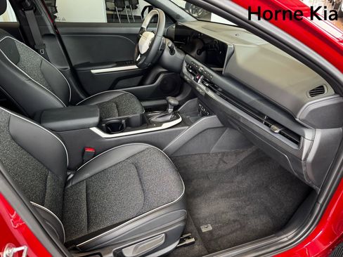 New 2025 Kia K4 GT-Line image 18