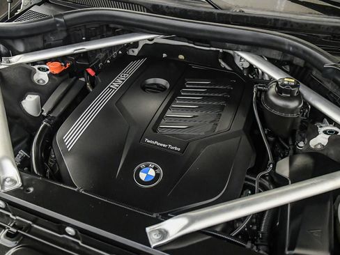Used 2019 BMW X7 xDrive40i w/ Cold Weather Package AWD/4WD image 28