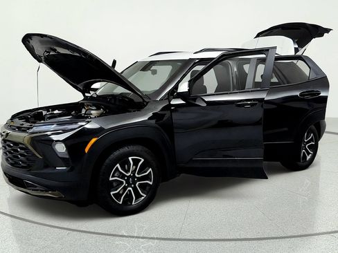 Used 2025 Chevrolet TrailBlazer ACTIV w/ Driver Confidence Package FWD image 9
