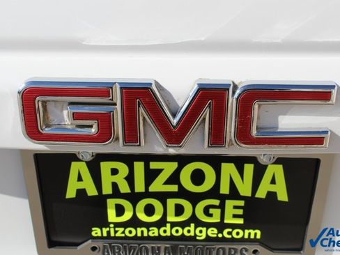 Used 2020 GMC Yukon XL SLT image 24