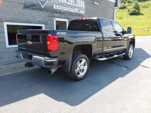 Used 2016 Chevrolet Silverado 2500 LTZ w/ Duramax Plus Package AWD/4WD image 4