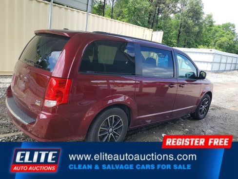 Used 2019 Dodge Grand Caravan GT FWD image 5