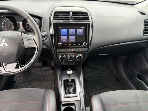 Used 2023 Mitsubishi Outlander Sport SE AWD/4WD image 18