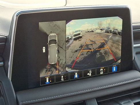 Used 2024 Chevrolet Tahoe LT w/ Luxury Package image 25