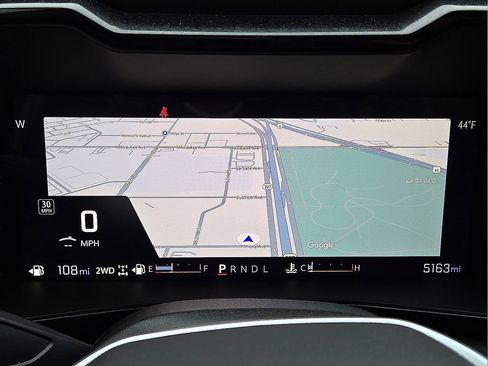 Used 2025 Chevrolet Colorado Z71 w/ Technology Package image 24