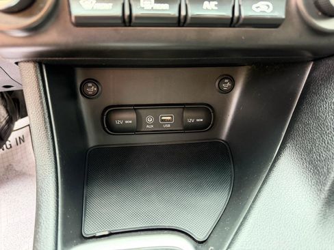 Used 2019 Kia Sportage LX AWD/4WD image 15