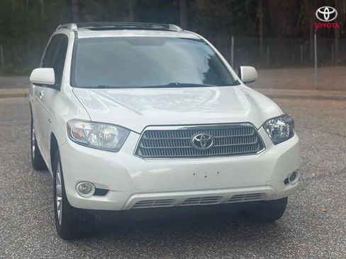 Used 2010 Toyota Highlander Limited w/ Extra Value Pkg 3 image 1
