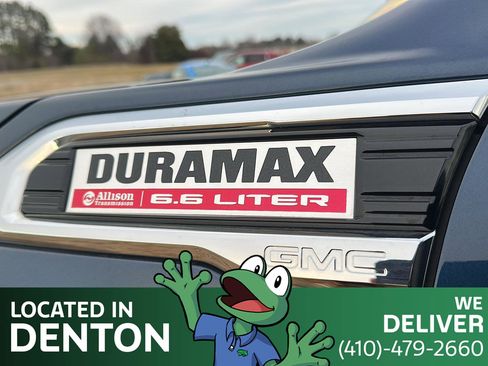 Used 2020 GMC Sierra 3500 Denali w/ Denali Ultimate Package image 9