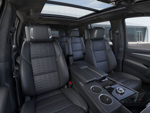 New 2026 Cadillac Escalade V w/ LPO, Floor Liner Package AWD/4WD image 17