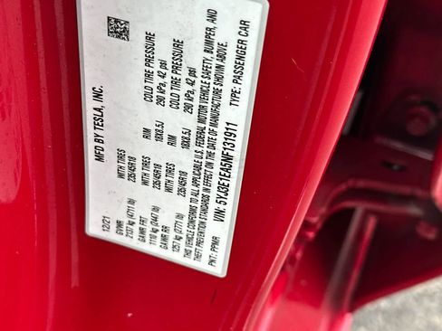 Used 2022 Tesla Model 3 image 32