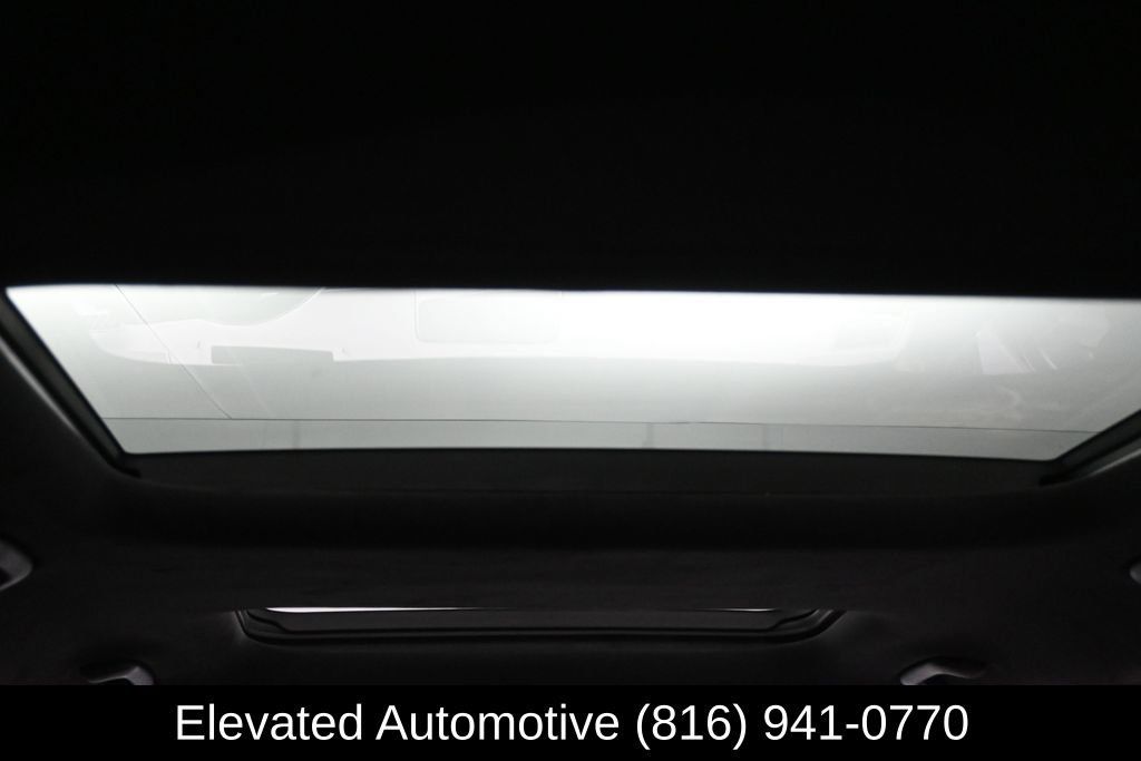 Used 2025 Hyundai Santa Fe Calligraphy AWD/4WD image 14
