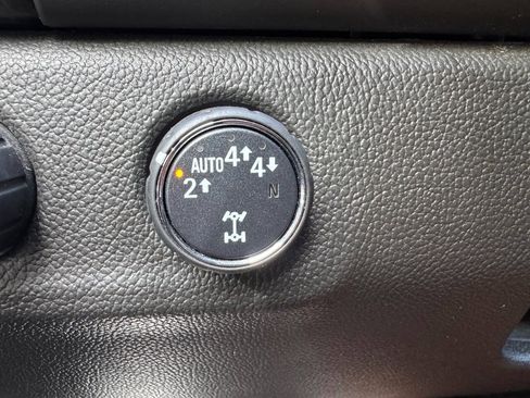 Used 2018 GMC Canyon Denali AWD/4WD image 8