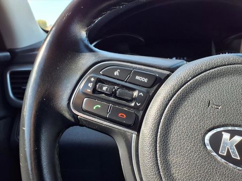 Used 2018 Kia Optima S w/ Panoramic Sunroof Package image 14