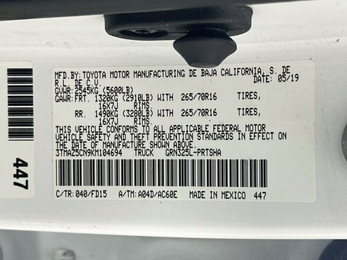 Used 2019 Toyota Tacoma TRD Off-Road RWD image 29