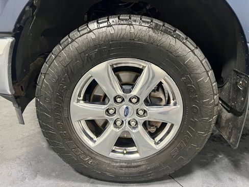 Used 2019 Ford F150 XLT w/ Equipment Group 302A Luxury image 16