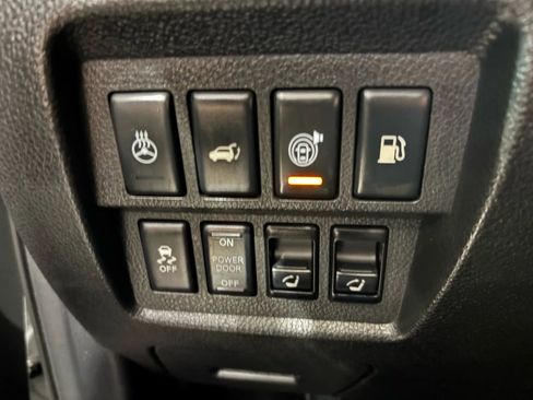 Used 2014 Nissan Murano LE w/ Platinum Edition Package image 18