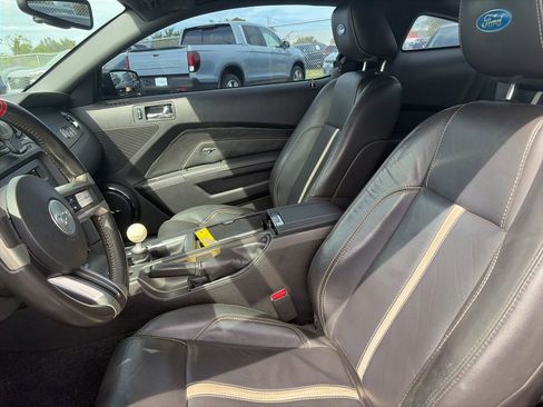 Used 2011 Ford Mustang GT Premium w/ GT Coupe Accessory Pkg 4 RWD image 10