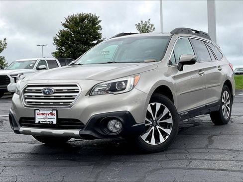 Used 2017 Subaru Outback 2.5i Limited AWD/4WD image 2