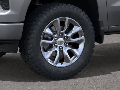 New 2026 Chevrolet Silverado 1500 Custom RWD image 9