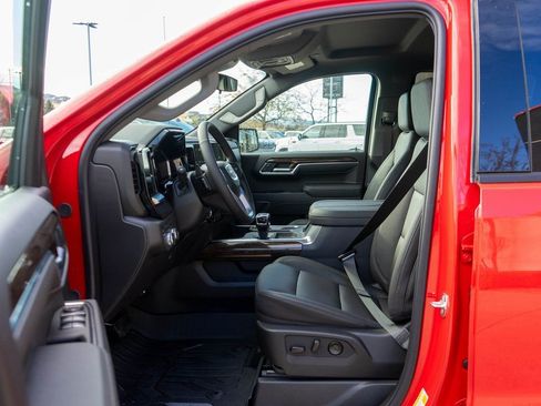 Used 2026 GMC Sierra 1500 Elevation w/ Elevation Premium Package AWD/4WD image 11