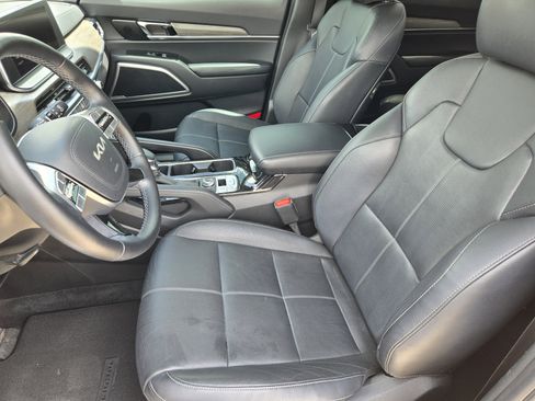 Used 2022 Kia Telluride EX w/ EX Premium Package AWD/4WD image 20