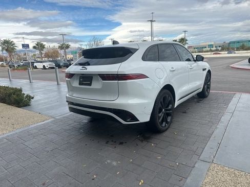 Used 2024 Jaguar F-PACE R-Dynamic S image 5