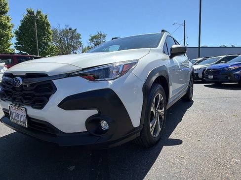 Used 2025 Subaru Crosstrek 2.0i Premium AWD/4WD image 9
