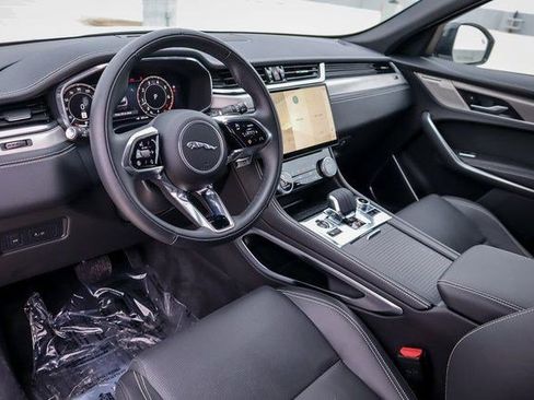Used 2025 Jaguar F-PACE R-Dynamic S image 12