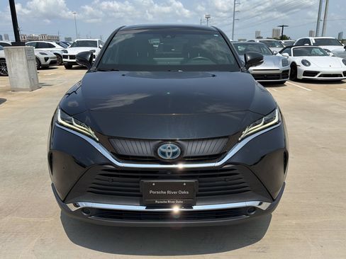 Used 2021 Toyota Venza Limited AWD/4WD image 6