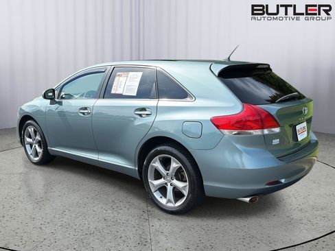 Used 2012 Toyota Venza Limited FWD image 4