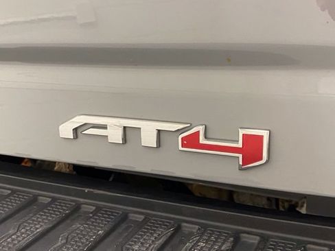 Used 2024 GMC Sierra 2500 AT4 w/ AT4 Preferred Package AWD/4WD image 36