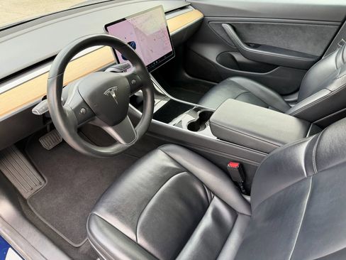 Used 2018 Tesla Model 3 Long Range image 11