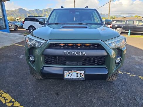 Used 2020 Toyota 4Runner SR5 AWD/4WD image 8