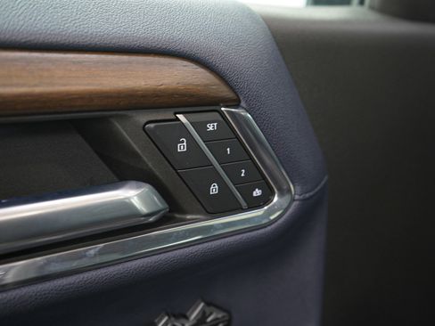 Used 2024 Chevrolet Silverado 1500 High Country image 22