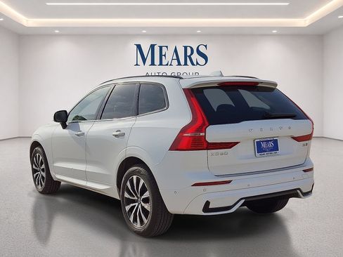 Used 2024 Volvo XC60 B5 Plus w/ Protection Package Premier AWD/4WD image 4