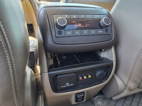 Used 2014 GMC Acadia Denali FWD image 27