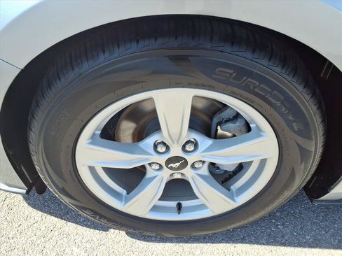Used 2020 Ford Mustang Coupe RWD image 10