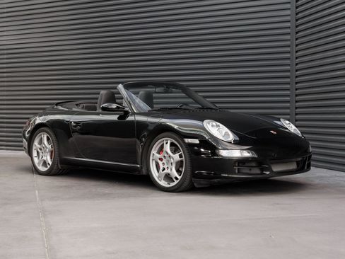 Used 2006 Porsche 911 Carrera 4S AWD/4WD image 9